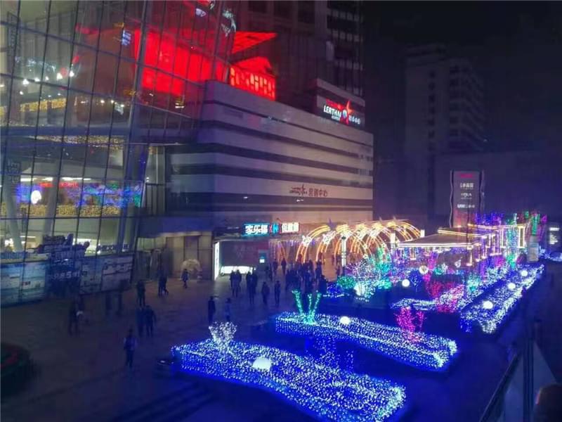 勒泰中心周年庆典亮化